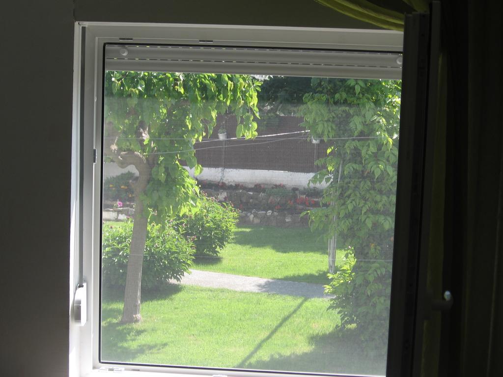 Green Apartment Novi Sad Exterior photo